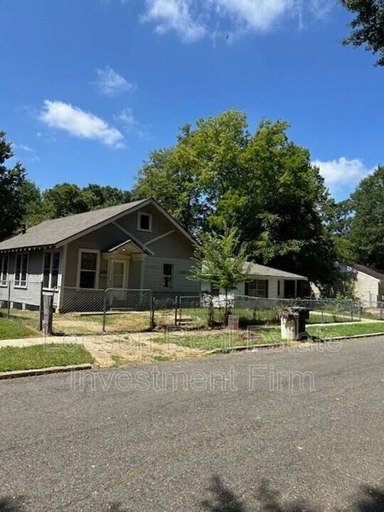 3115 Frederick St in Shreveport, LA - Building Photo