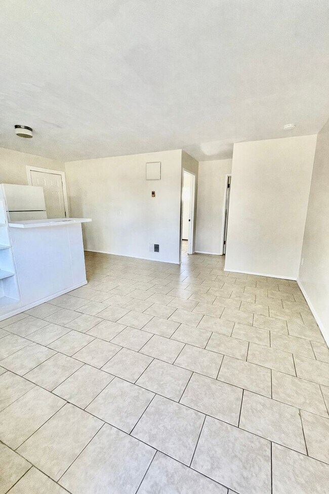 5743 11th St in Zephyrhills, FL - Building Photo - Building Photo