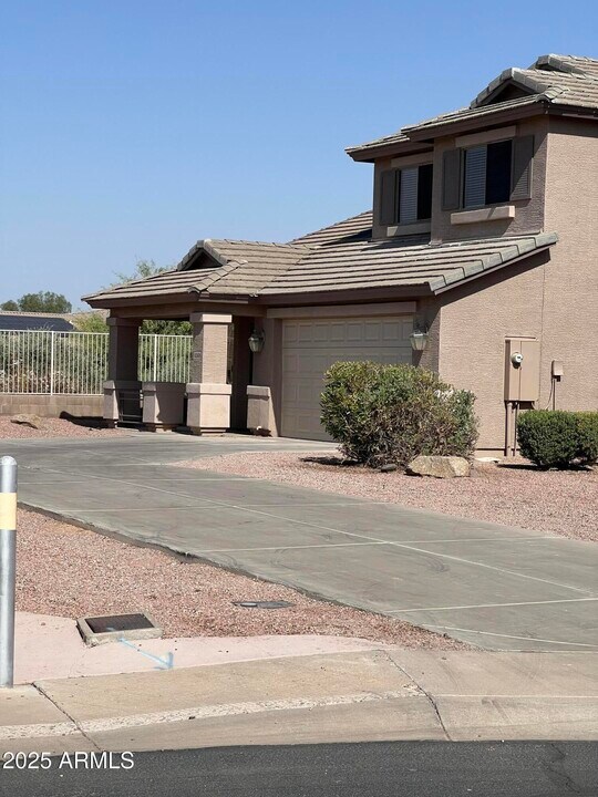 42606 Chambers Dr in Maricopa, AZ - Building Photo