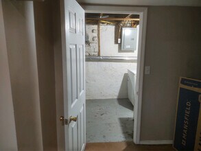 5832 Heege Rd in Affton, MO - Building Photo - Building Photo