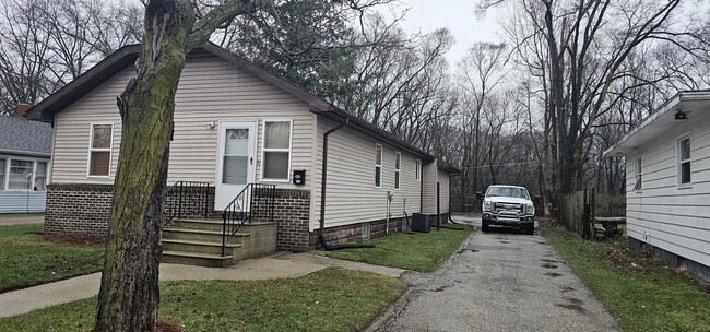 property at 150 Cross St