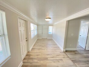 812 W Livingston St, Unit A in Orlando, FL - Building Photo - Building Photo