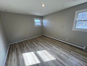 2215 Saratoga Ave in Kokomo, IN - Building Photo - Building Photo