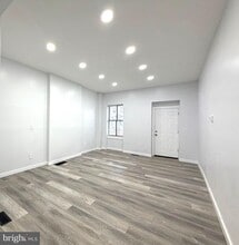 330 N 2nd St in Camden, NJ - Building Photo - Building Photo