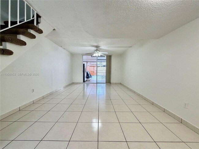 4451 W 10th Ln in Hialeah, FL - Building Photo - Building Photo