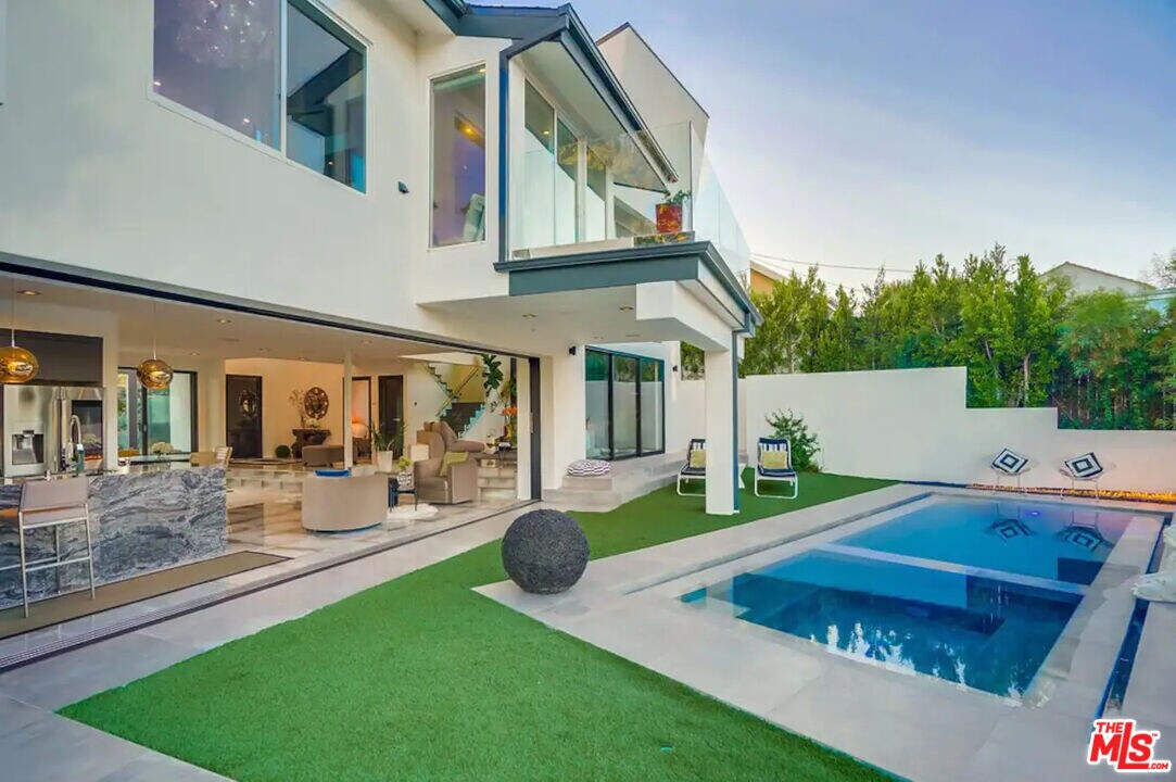 3437 Troy Dr in Los Angeles, CA - Building Photo