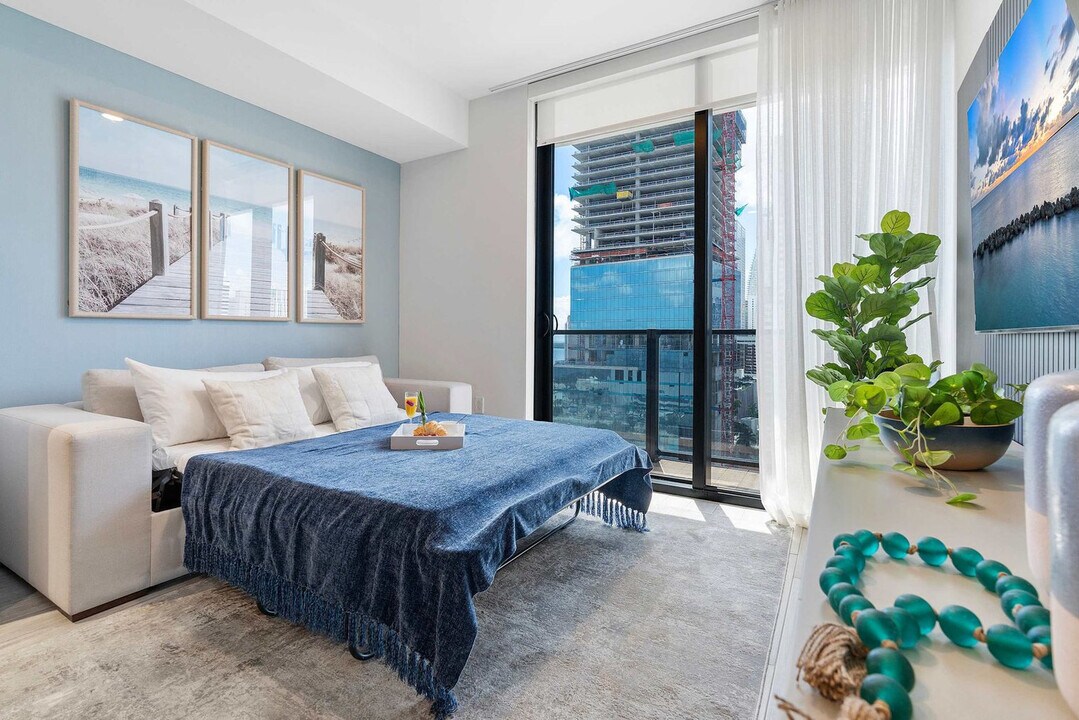 398 NE 5th St in Miami, FL - Foto de edificio