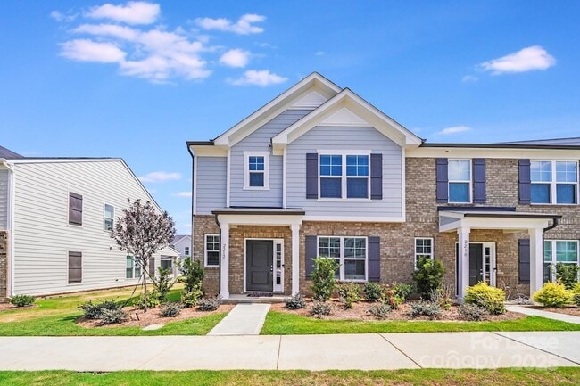 property at 2212 Cobble Ct