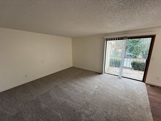 677 Glen Creek Rd NW in Salem, OR - Building Photo - Building Photo