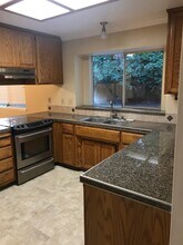 17 Shari Ln in Chico, CA - Building Photo - Building Photo