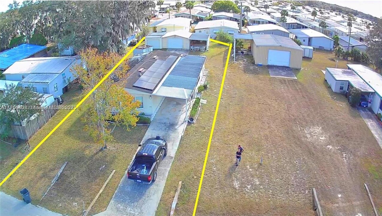 3930-3930 Country Pl in Winter Haven, FL - Foto de edificio