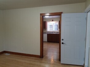249 Healy Ave, Unit Lower in Negaunee, MI - Building Photo - Building Photo