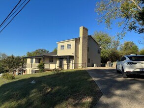 2109 Summitt Ave in Nashville, TN - Building Photo - Building Photo