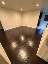 9111 Dalton Ave in Los Angeles, CA - Foto de edificio - Building Photo