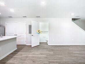 3821 SW 43rd Ct in Ocala, FL - Foto de edificio - Building Photo