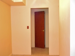 Harrison Park Towers in East Orange, NJ - Building Photo - Interior Photo