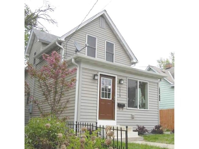 property at 2319 Cole Ave SE