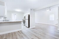 1143 Winston Dr photo'