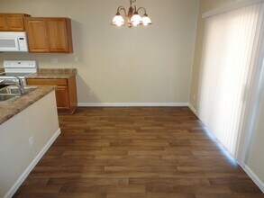 6405 W Pioneer St in Phoenix, AZ - Building Photo - Building Photo