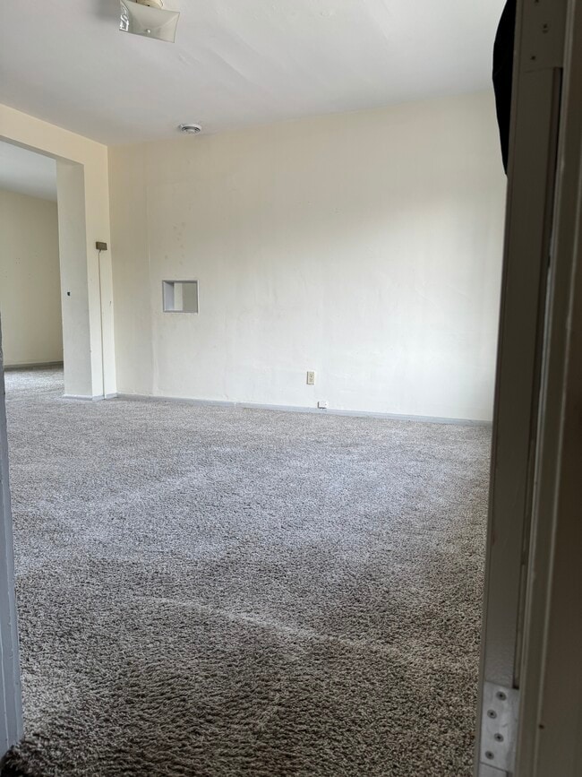 2345 N Murray Ave, Unit 1