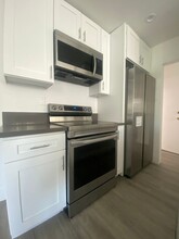 932 Westmoreland Ave in Los Angeles, CA - Building Photo - Building Photo