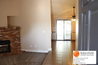 4512 Gorbett Ln in Bakersfield, CA - Building Photo - Building Photo