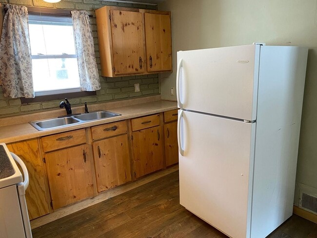 266 Chellis St in Wausau, WI - Building Photo - Building Photo