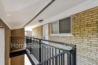 17 N Hillside Ave in Hillside, IL - Building Photo - Building Photo