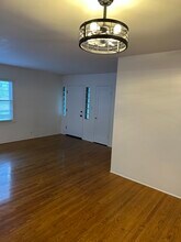 1849 S Beverly Glen Blvd, Unit 1849 1.5 in Los Angeles, CA - Building Photo - Building Photo