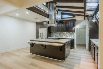 19024 Miranda St in Los Angeles, CA - Building Photo - Building Photo