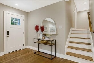 1344 Midlawn Dr in Decatur, GA - Building Photo - Building Photo