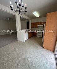 81 West Calle Guija in Sahuarita, AZ - Building Photo - Building Photo