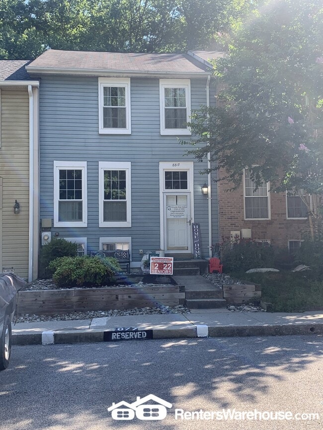 property at 8817 Stonebrook Ln