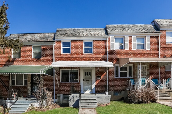 property at 1021 Wedgewood Rd