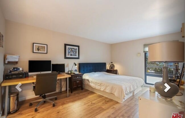 7765 W 91st St in Los Angeles, CA - Building Photo - Building Photo