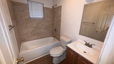 701 Hickory St in North Little Rock, AR - Building Photo - Building Photo