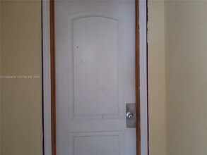 31043 Ave C in Big Pine Key, FL - Building Photo - Building Photo