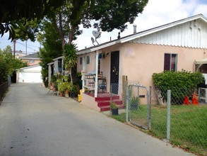 Gambier Apartments in Los Angeles, CA - Building Photo - Building Photo