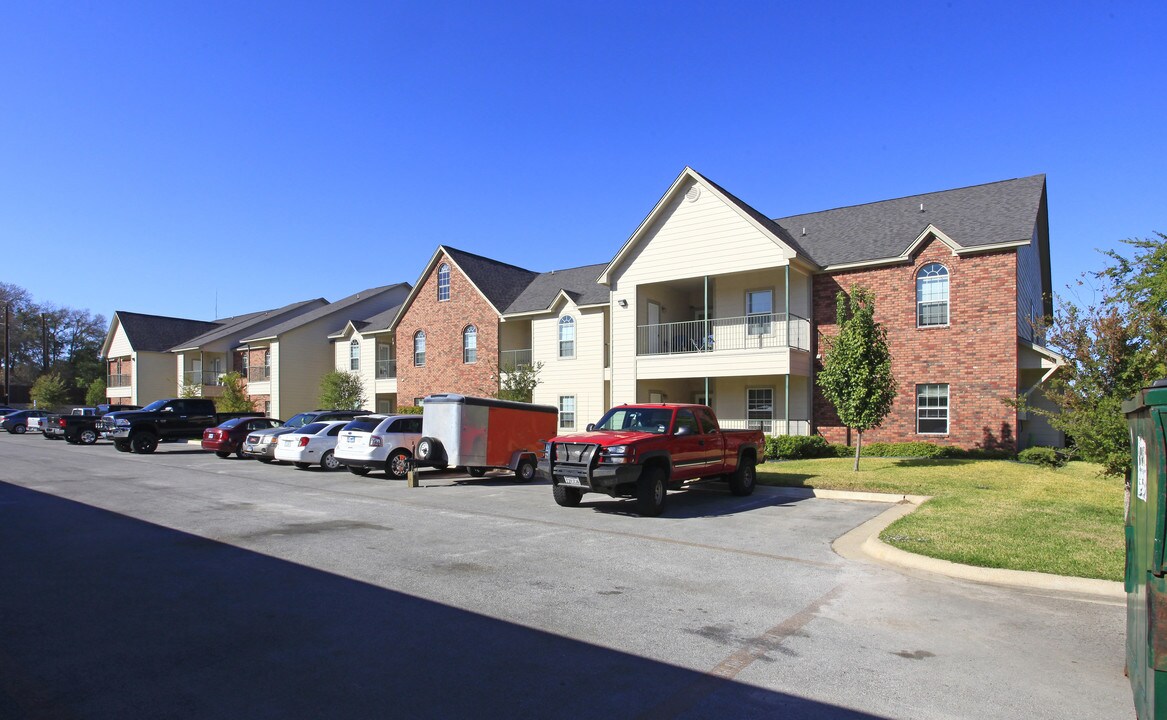 Turtle Creek Village Apartments in Belton, TX - Building Photo