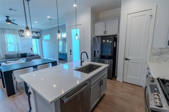 342 Hahlo St in Houston, TX - Building Photo - Building Photo