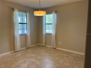 17575 Brighton Lake Rd in Land O Lakes, FL - Foto de edificio - Building Photo