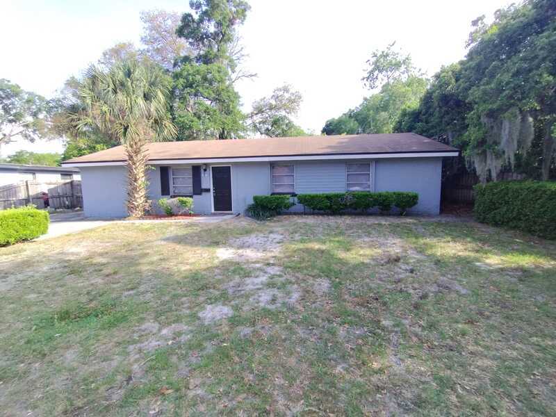 2518 Drake Ave in Jacksonville, FL - Building Photo