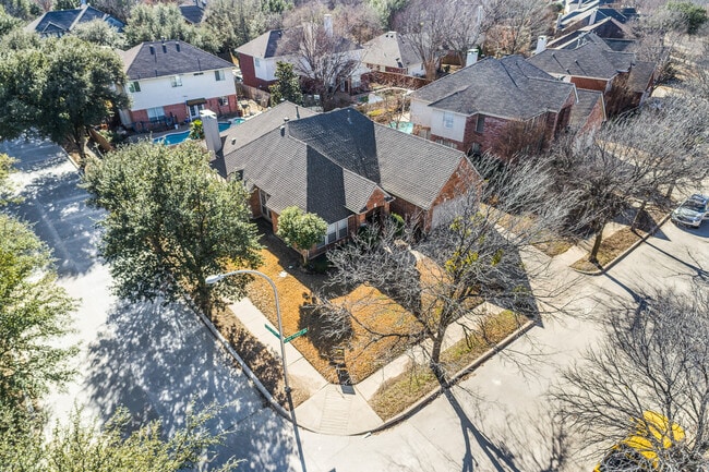 5452 Lake Powell Dr