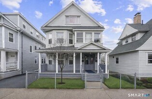 831-833-833 William St in Bridgeport, CT - Building Photo