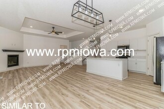 1778 Highland Cir SW in Altoona, IA - Building Photo - Building Photo