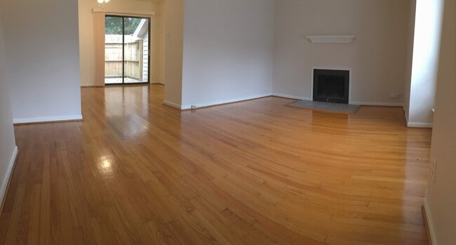 6828 Ray Rd, Unit Suite A