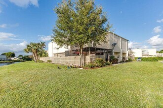 1608 Shaker Cir in Wellington, FL - Building Photo - Building Photo