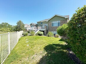 22351 E Plymouth Cir in Aurora, CO - Building Photo - Building Photo