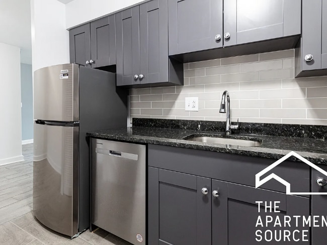 property at 3825 N Pine Grove Ave