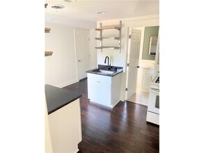 2302 6th St NE in Minneapolis, MN - Building Photo - Building Photo